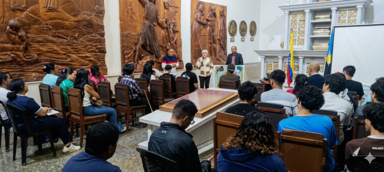 El Panteón del Zulia rinde homenaje a Lucila Luciani de Pérez Díaz