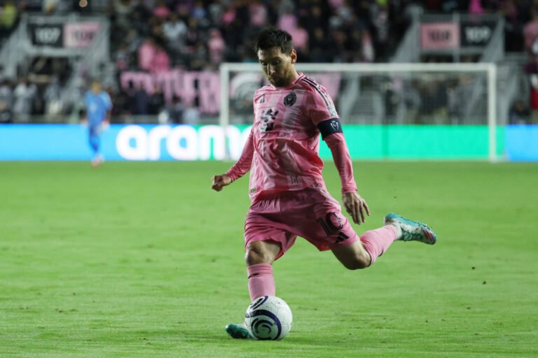 Messi anotó su gol 900 pero Inter Miami queda eliminado en octavos de Concacaf