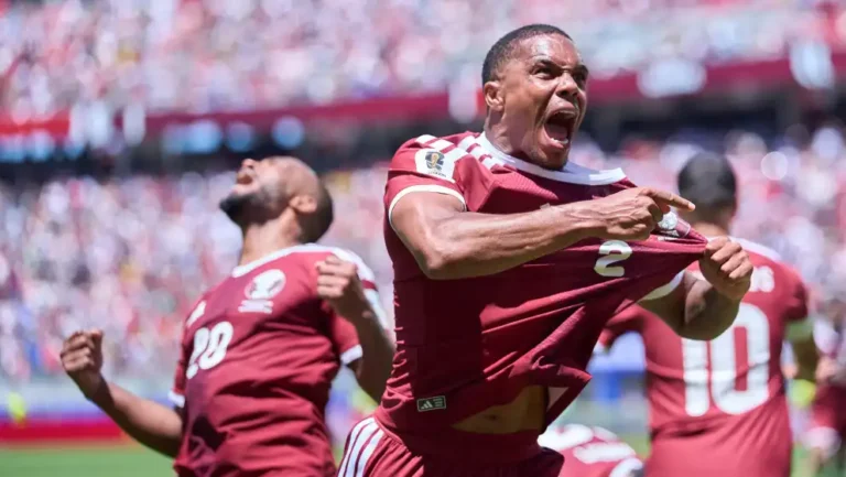 Qatar empata 1-1 con Suiza y logra su primer punto mundialista